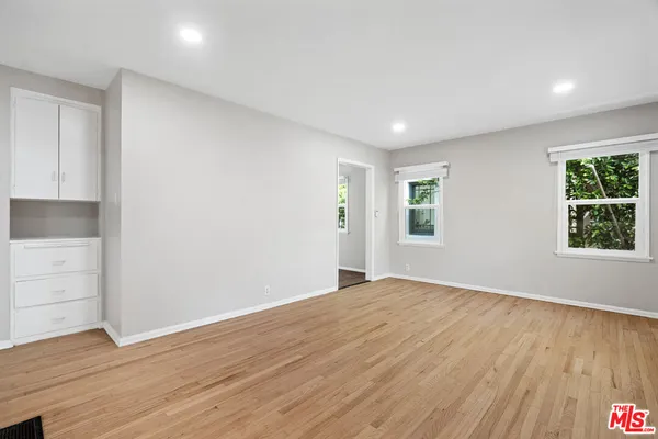 $5,350 | 815 Crestmoore Place, Venice, CA 90291
