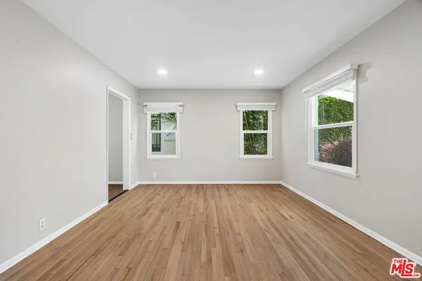 $5,350 | 815 Crestmoore Place, Venice, CA 90291