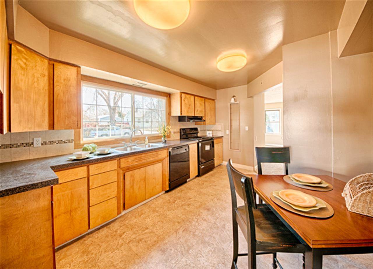 2703 North Laura Road Spokane, WA 99212 - Photo 2 of 8