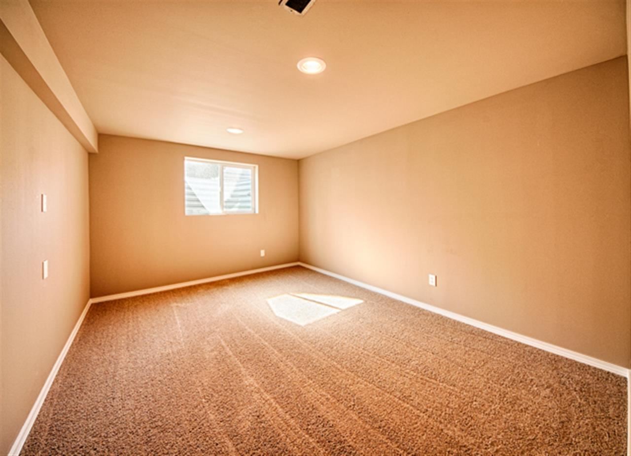 2703 North Laura Road Spokane, WA 99212 - Photo 4 of 8