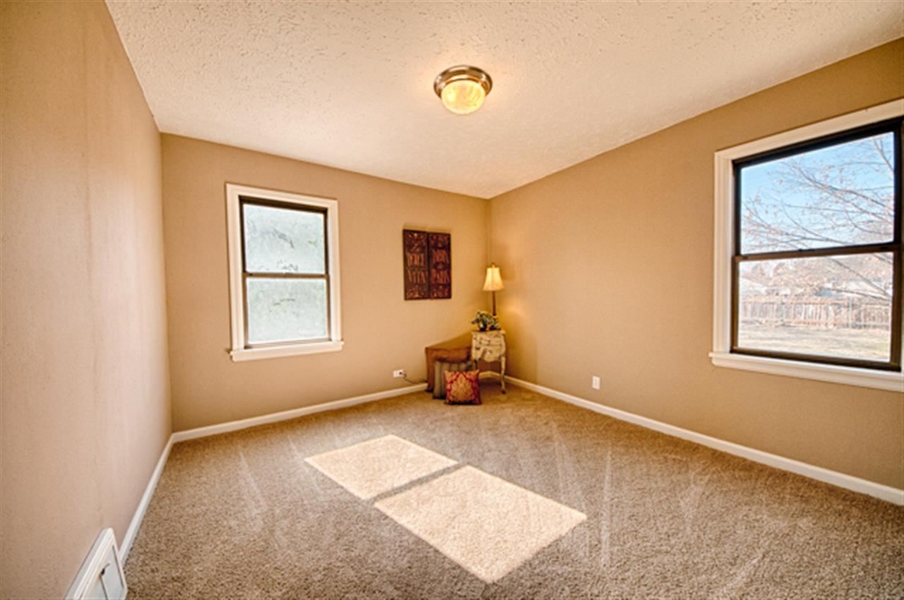 2703 North Laura Road Spokane, WA 99212 - Photo 5 of 8