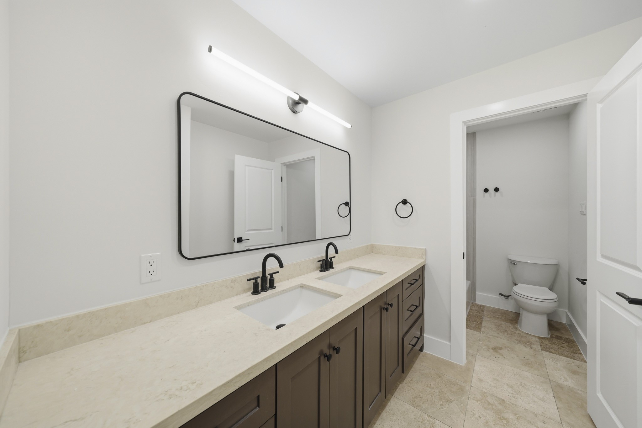 18918 Casper Drive Spring, TX 77373 - Photo 25 of 32 A spacious vanity and updated finishes make this bathroom both functional and elegant.