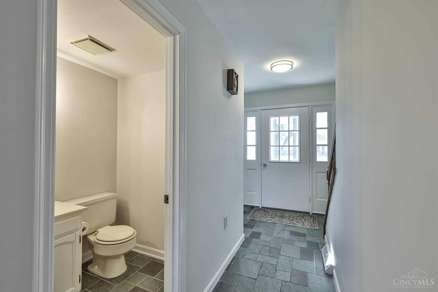 3669 Hopper Ridge Road Cincinnati, OH 45255 - Photo 5 of 50 Gallery Image 5