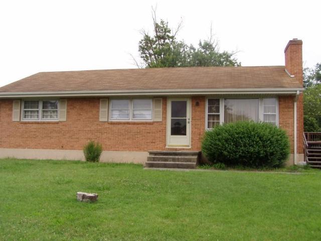 526 Magnolia Road Roanoke, VA 24019 - Photo 1 of 24 Front