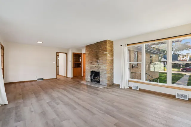 $249,900 | 4742 North 90th Street, Milwaukee, WI 53225