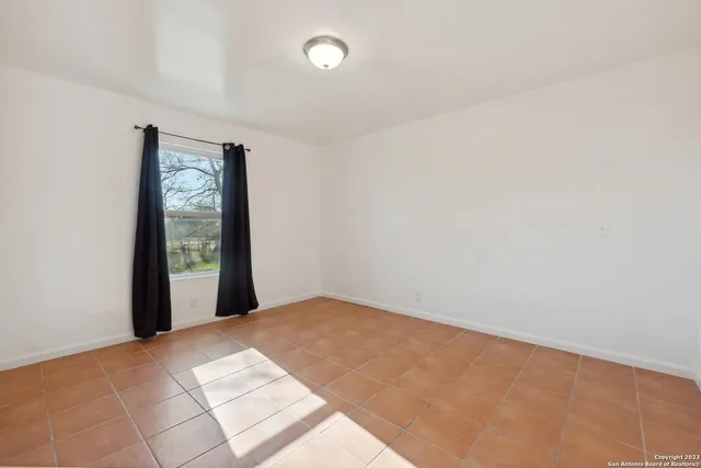 $995 | 810 Zachry Drive, San Antonio, TX 78228