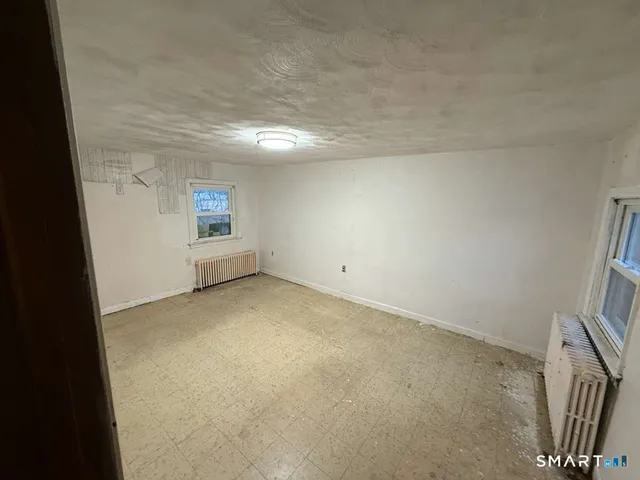 $389,900 | 216 Hayden Station Road, Windsor, CT 06095