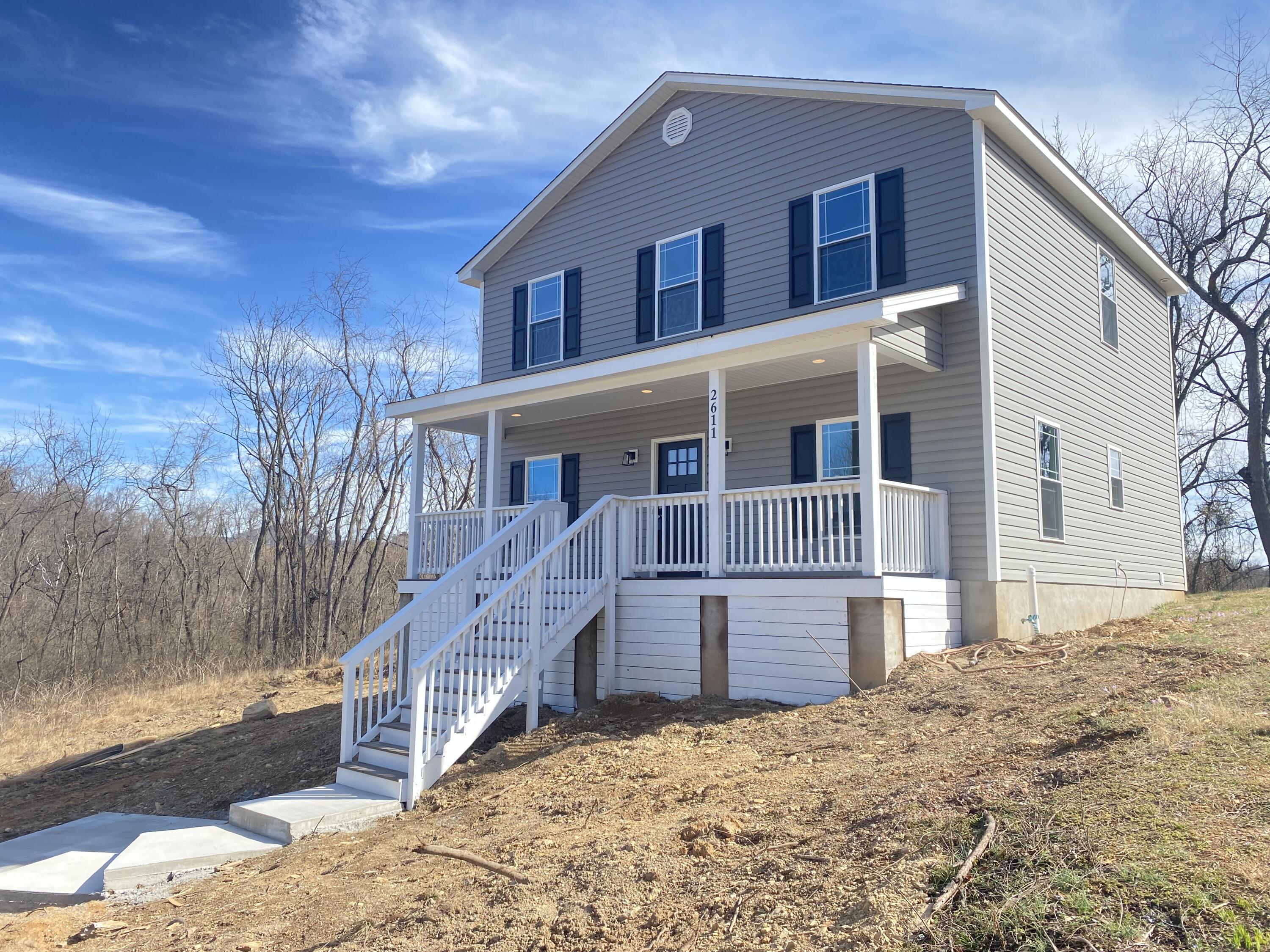 2611 Shull Road Northeast Roanoke, VA 24012 - Photo 1 of 21 IMG-1009