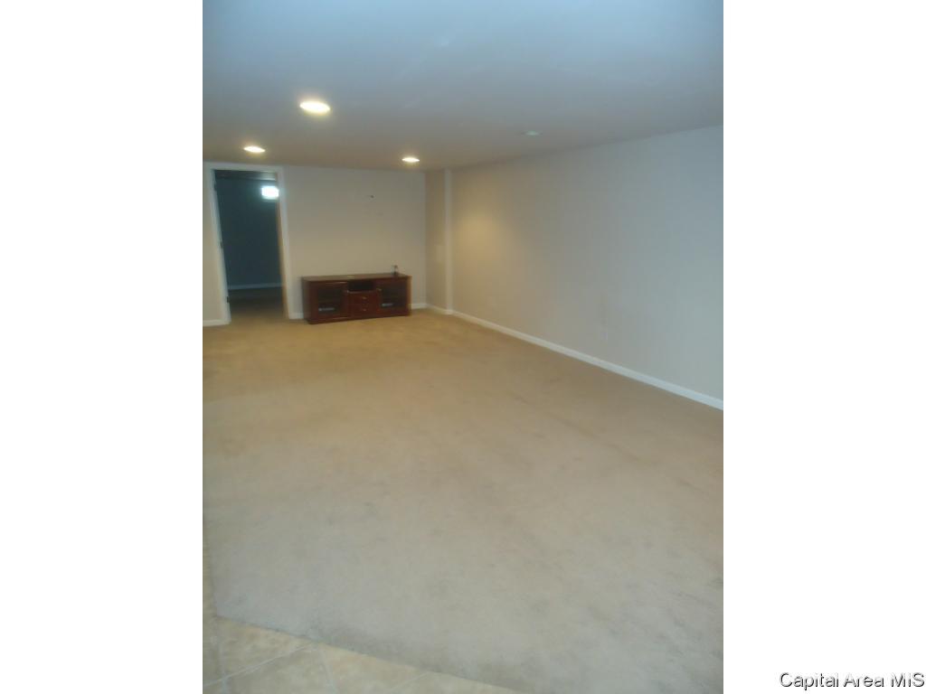 2257 East Watch Avenue Springfield, IL 62702 - Photo 15 of 22
