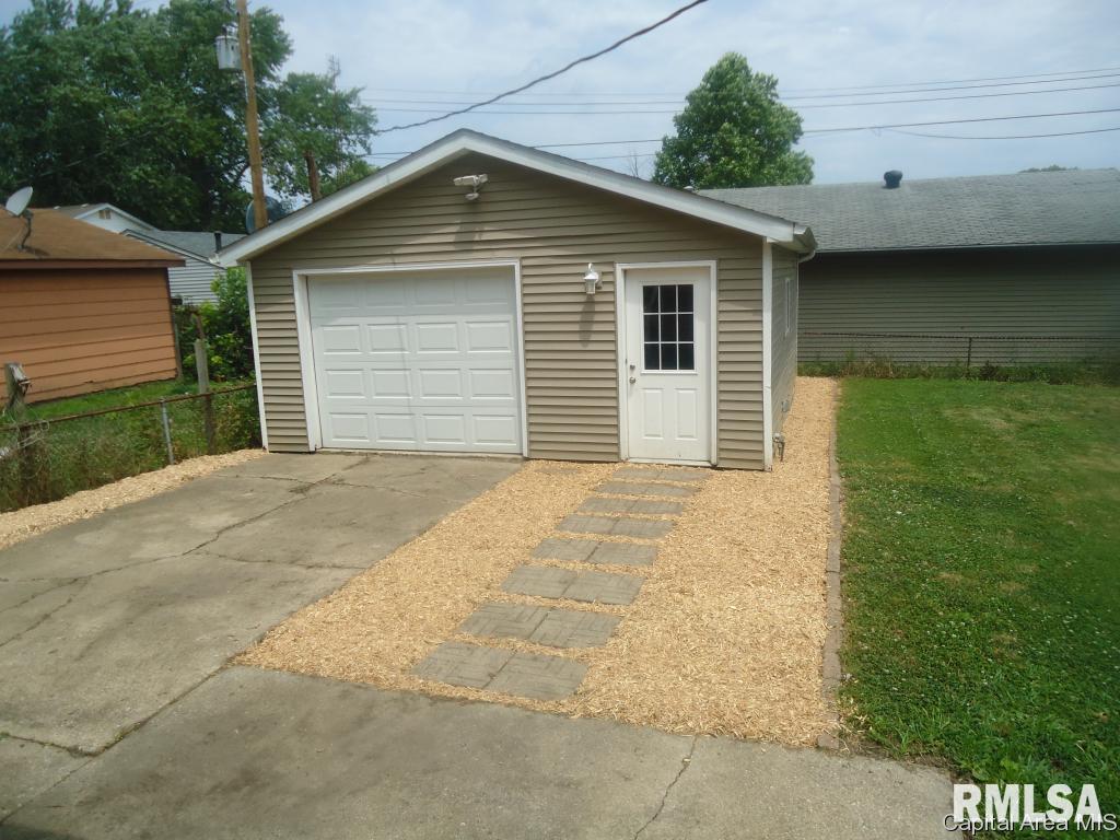 2257 East Watch Avenue Springfield, IL 62702 - Photo 21 of 22