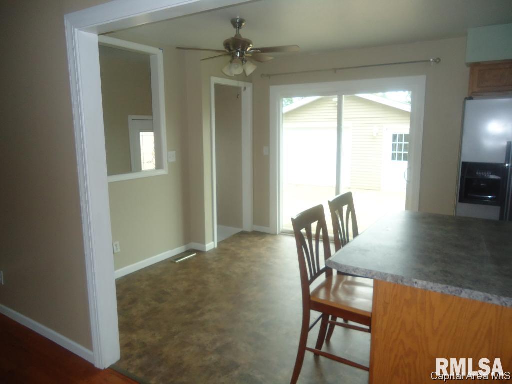 2257 East Watch Avenue Springfield, IL 62702 - Photo 5 of 22
