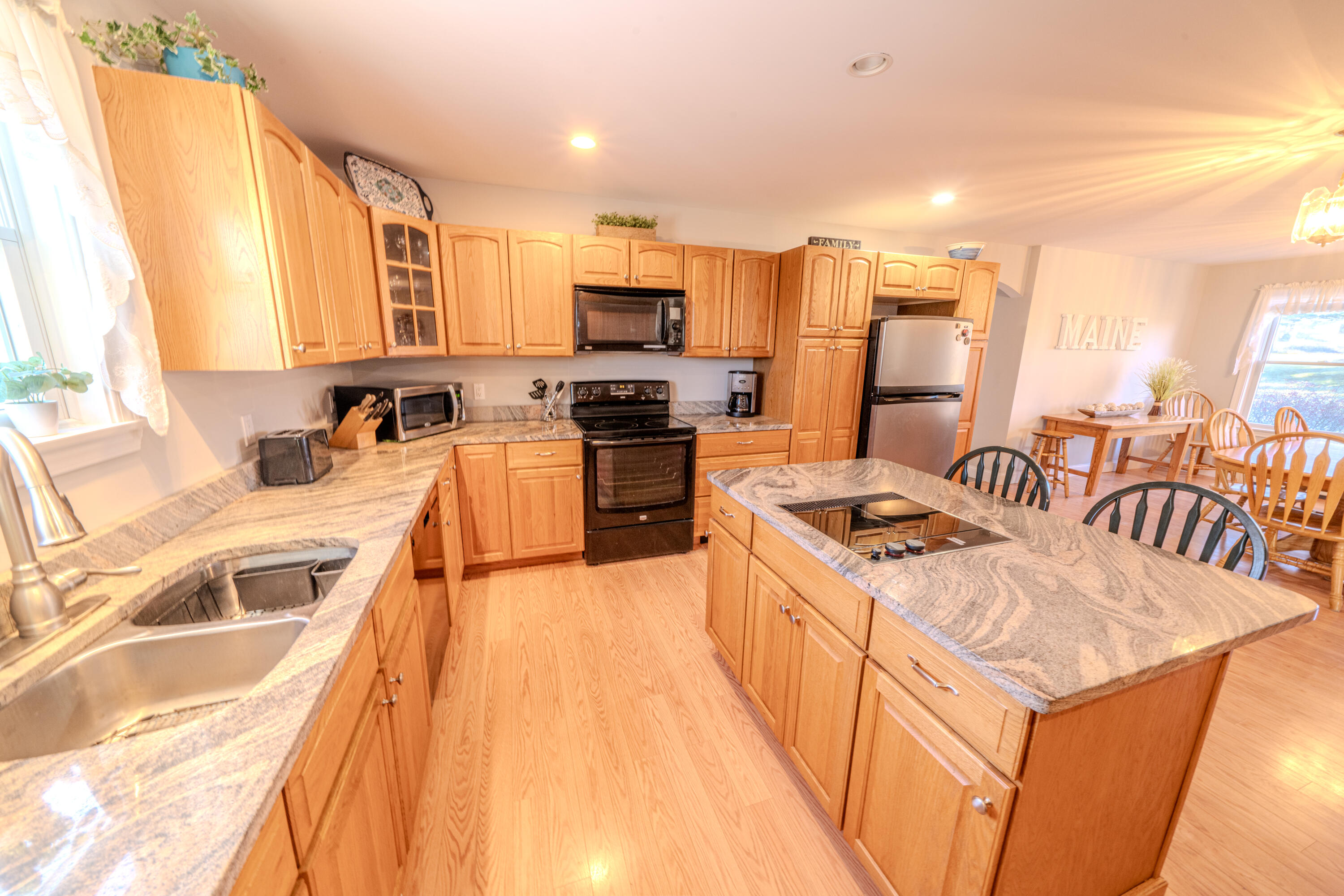 56 Hendrickson Point Road Owls Head, ME 04854 - Photo 9 of 31 8719