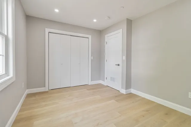 an empty room with window