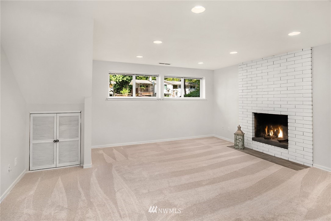 9227 Northeast 183rd Street Bothell, WA 98011 - Photo 22 of 30 Gallery Image 22