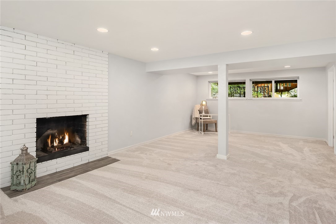 9227 Northeast 183rd Street Bothell, WA 98011 - Photo 23 of 30 Gallery Image 23