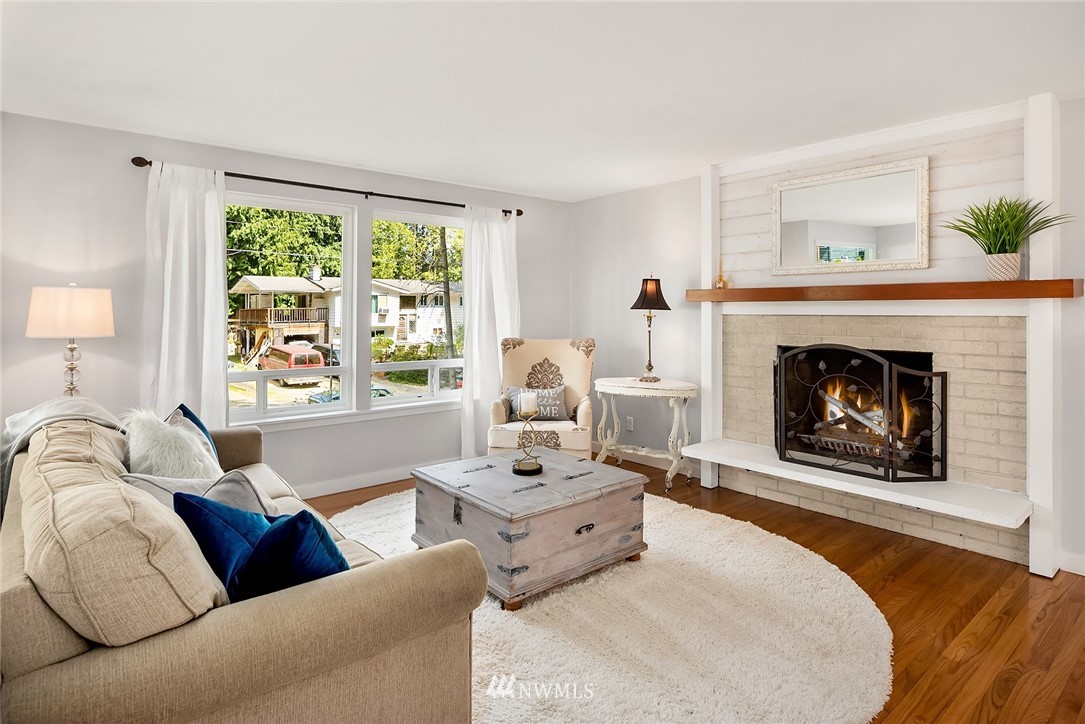 9227 Northeast 183rd Street Bothell, WA 98011 - Photo 5 of 30 Gallery Image 5