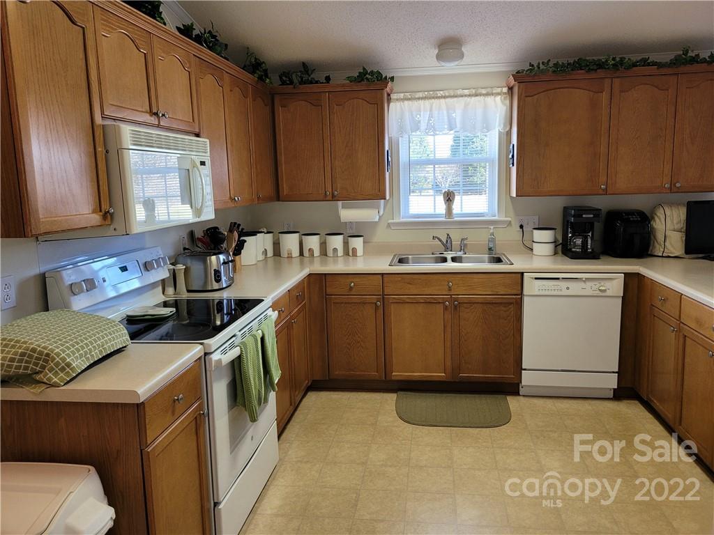 4930 Moose Road China Grove, NC 28023 - Photo 8 of 22 Gallery Image 8