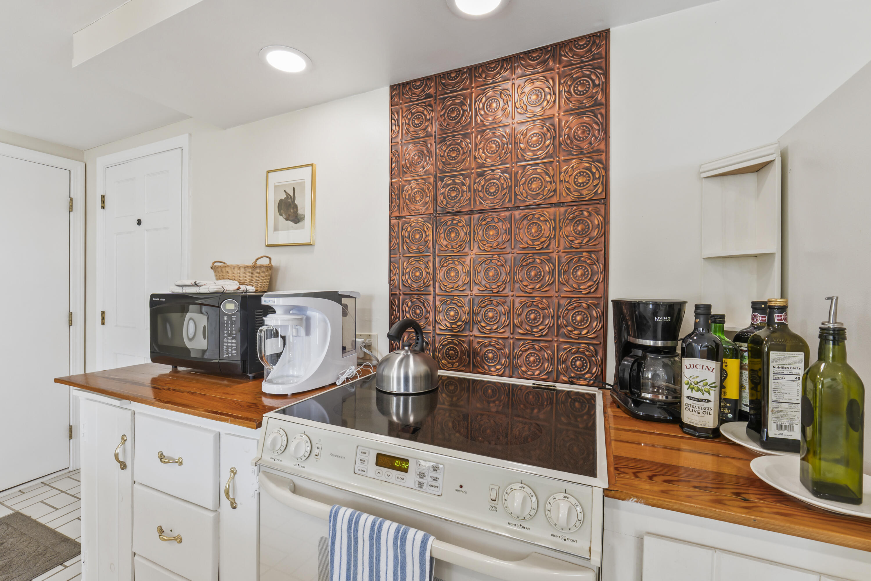 116 2nd Street, Unit 3 Hallowell, ME 04347 - Photo 6 of 34 116 2nd St #3_106