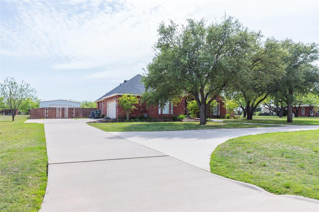 7809 Saddle Creek Road Abilene, TX 79602 - Photo 2 of 30