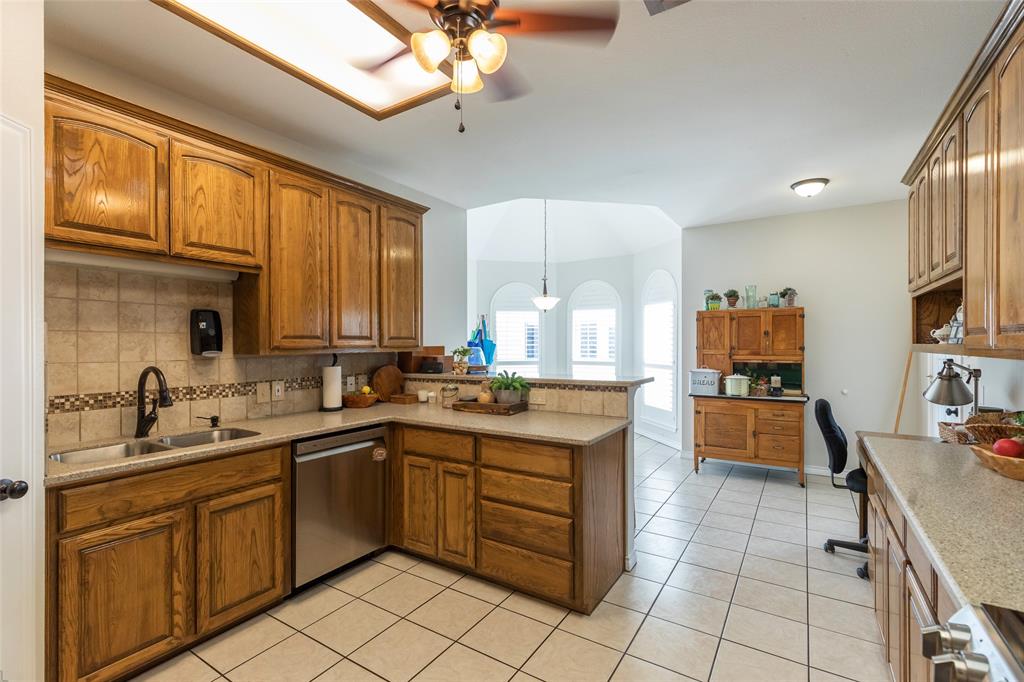 7809 Saddle Creek Road Abilene, TX 79602 - Photo 9 of 30