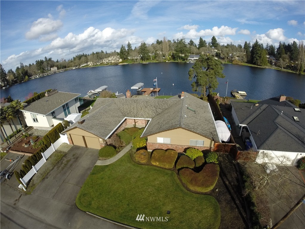 9021 Lake Steilacoom Point Road Southwest Lakewood, WA 98498 - Photo 1 of 25