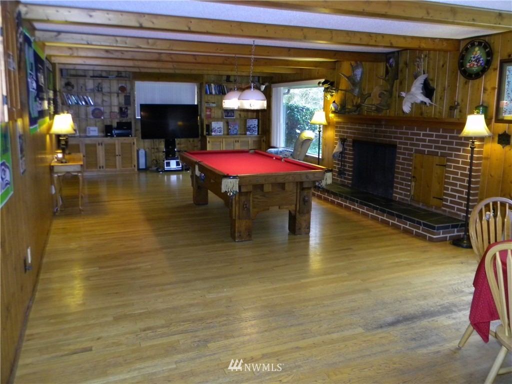 9021 Lake Steilacoom Point Road Southwest Lakewood, WA 98498 - Photo 6 of 25