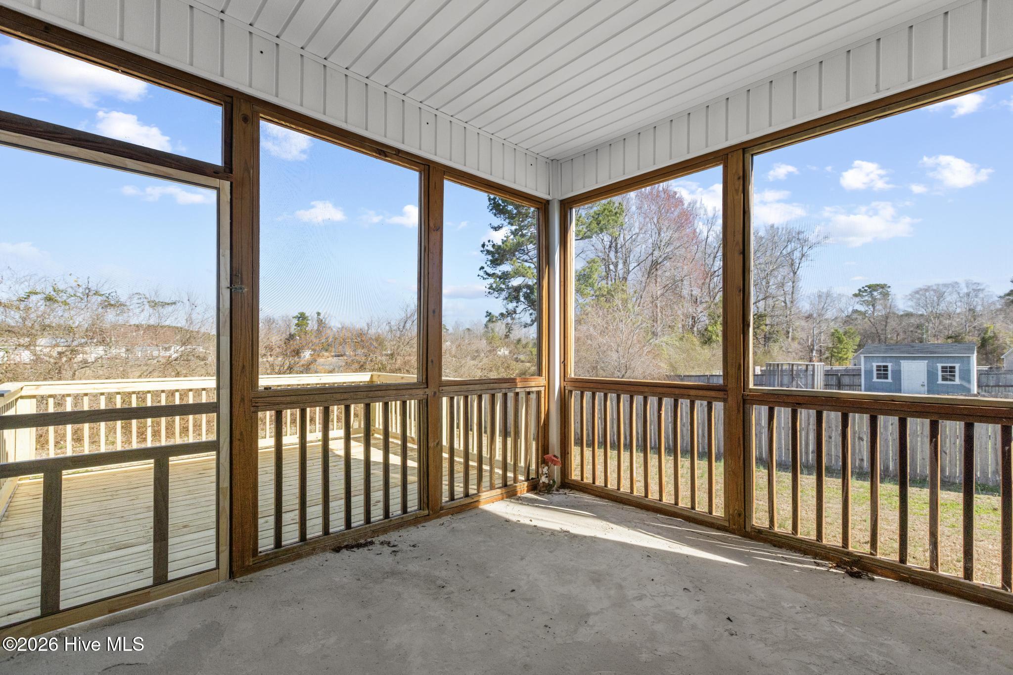 152 Hawks Point Road Jacksonville, NC 28540 - Photo 29 of 34 425A6324