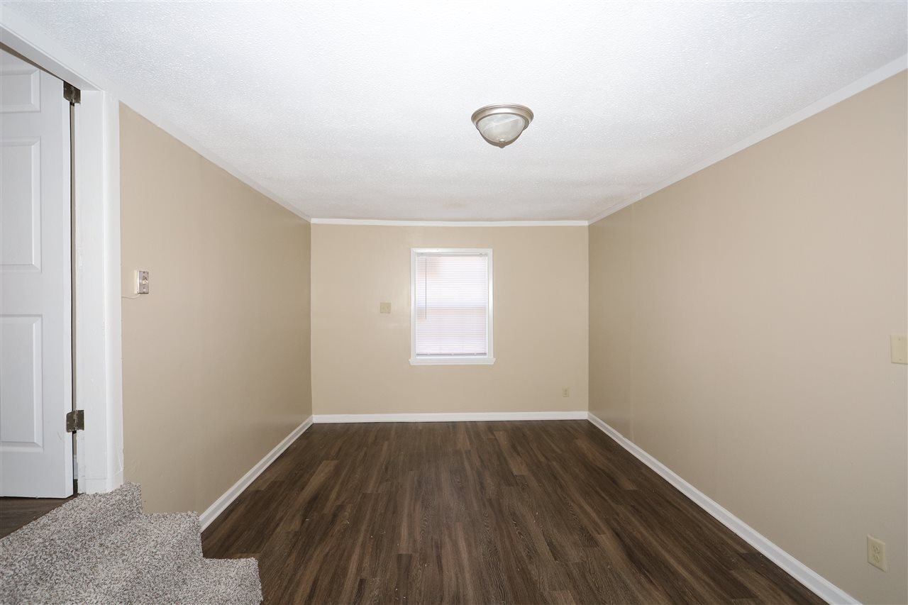1040 Railton Road Memphis, TN 38111 - Photo 5 of 10