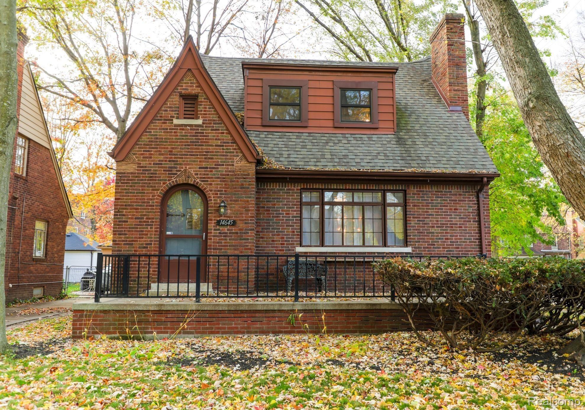 14645 Stahelin Road Detroit, MI 48223 - Photo 2 of 37 C43A0842-HDR-2.jpg
