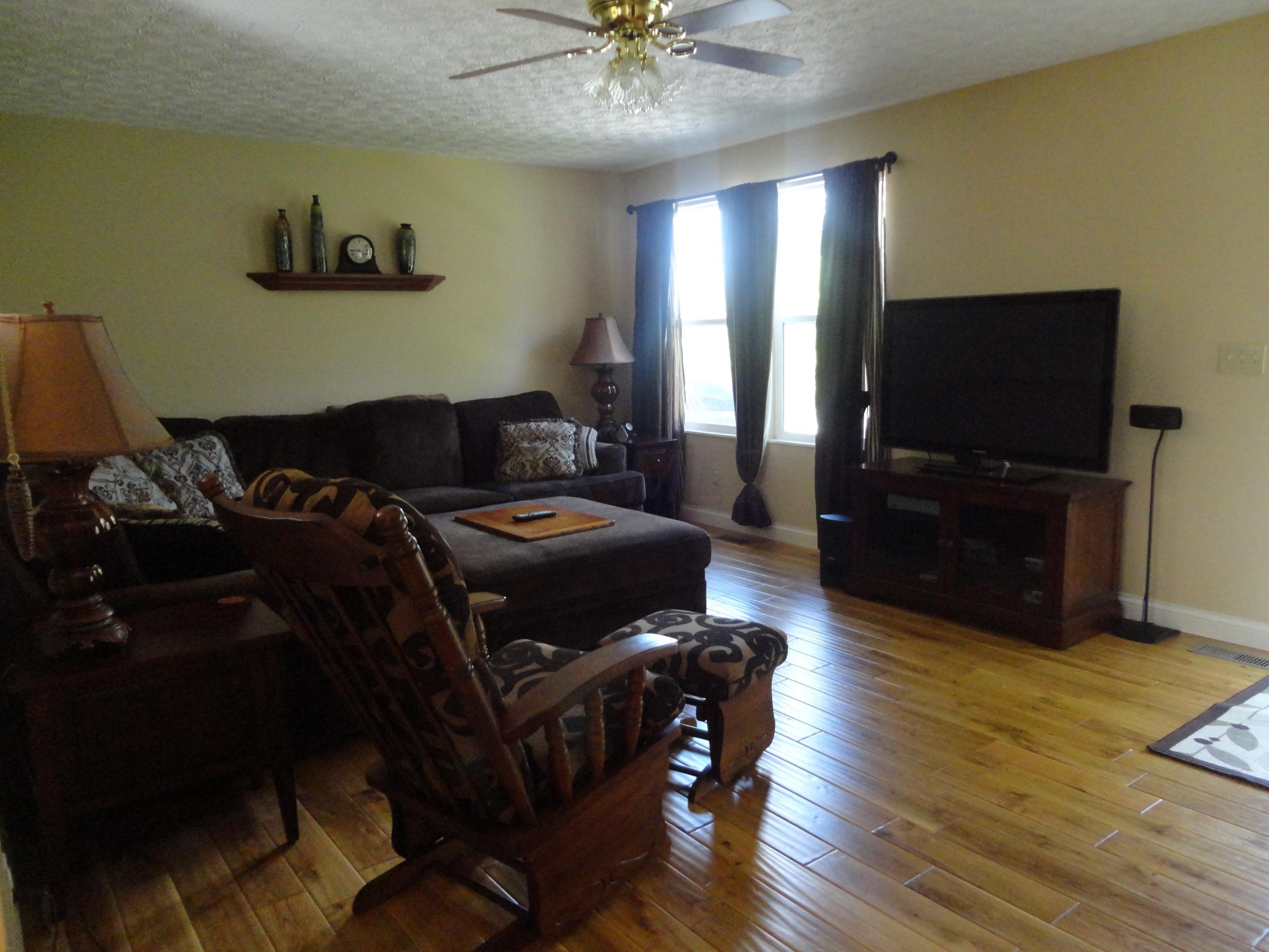 9590 Loop Road Millersport, OH 43046 - Photo 15 of 17