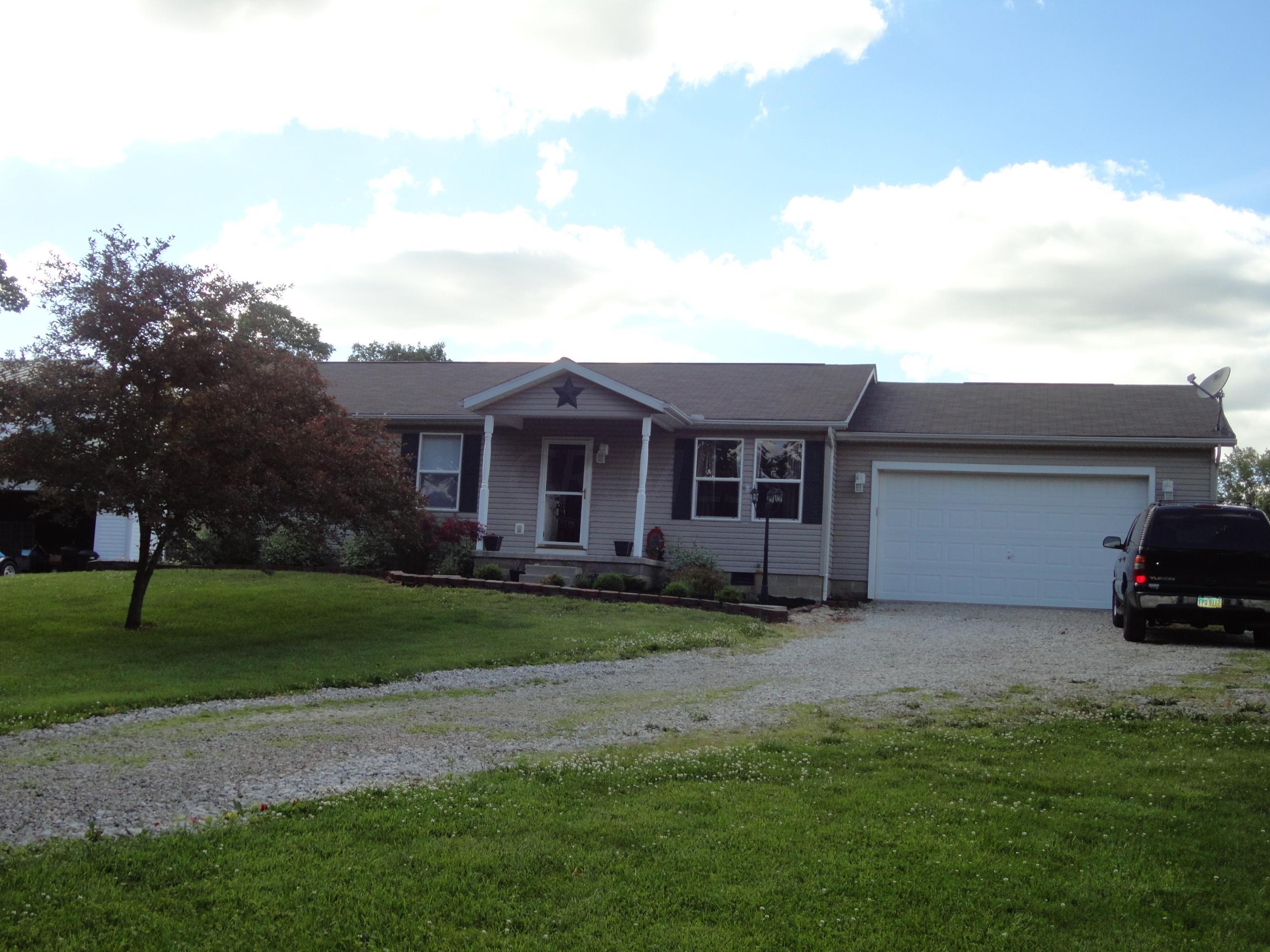 9590 Loop Road Millersport, OH 43046 - Photo 2 of 17