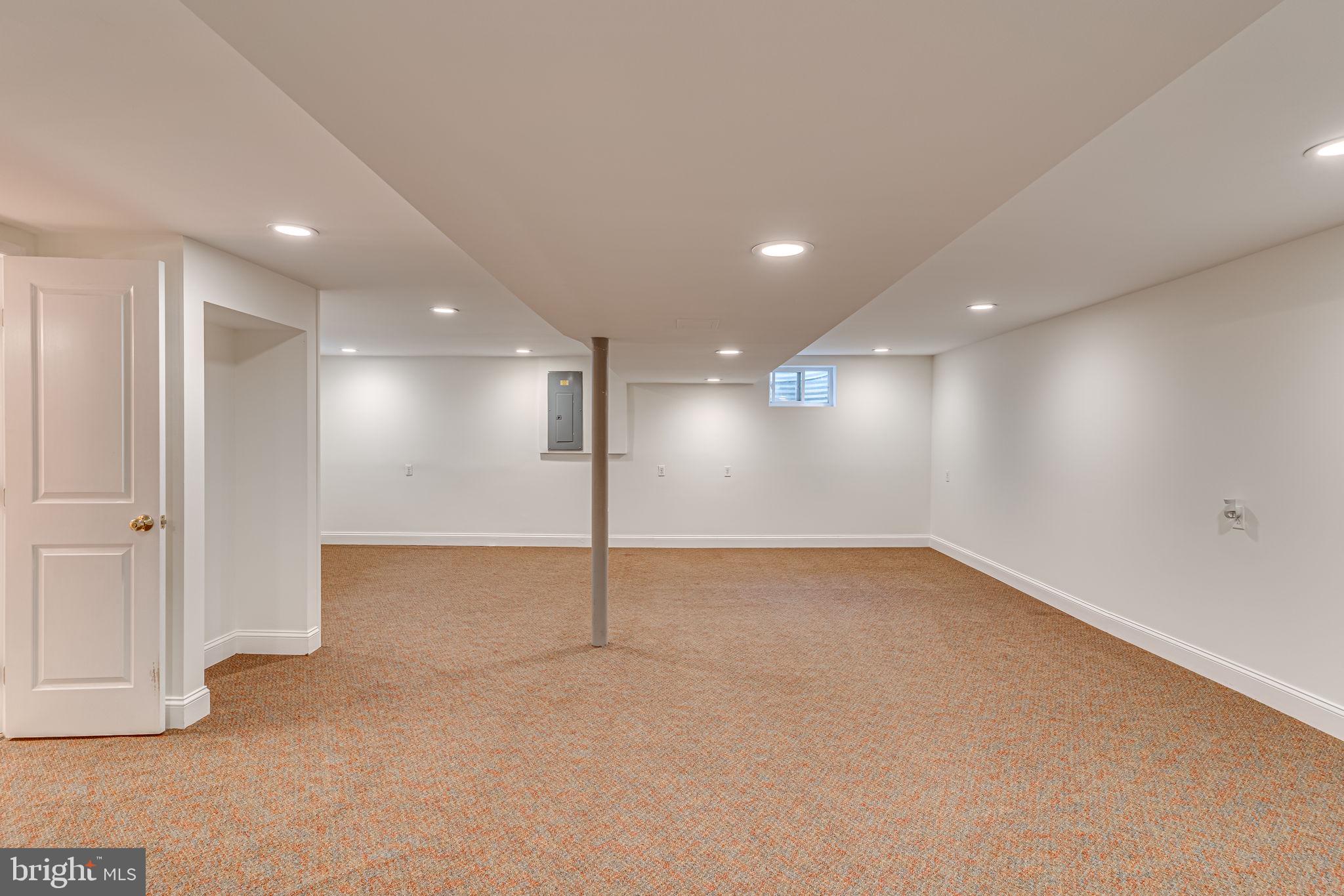 11602 Highview Avenue Silver Spring, MD 20902 - Photo 29 of 39