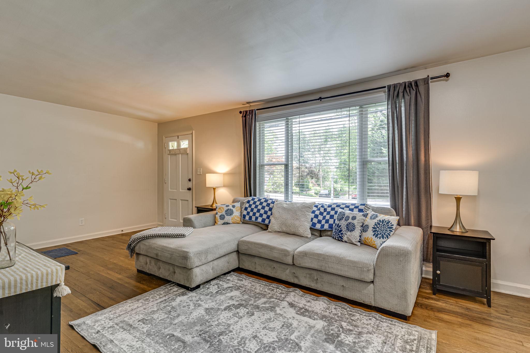 11602 Highview Avenue Silver Spring, MD 20902 - Photo 8 of 39