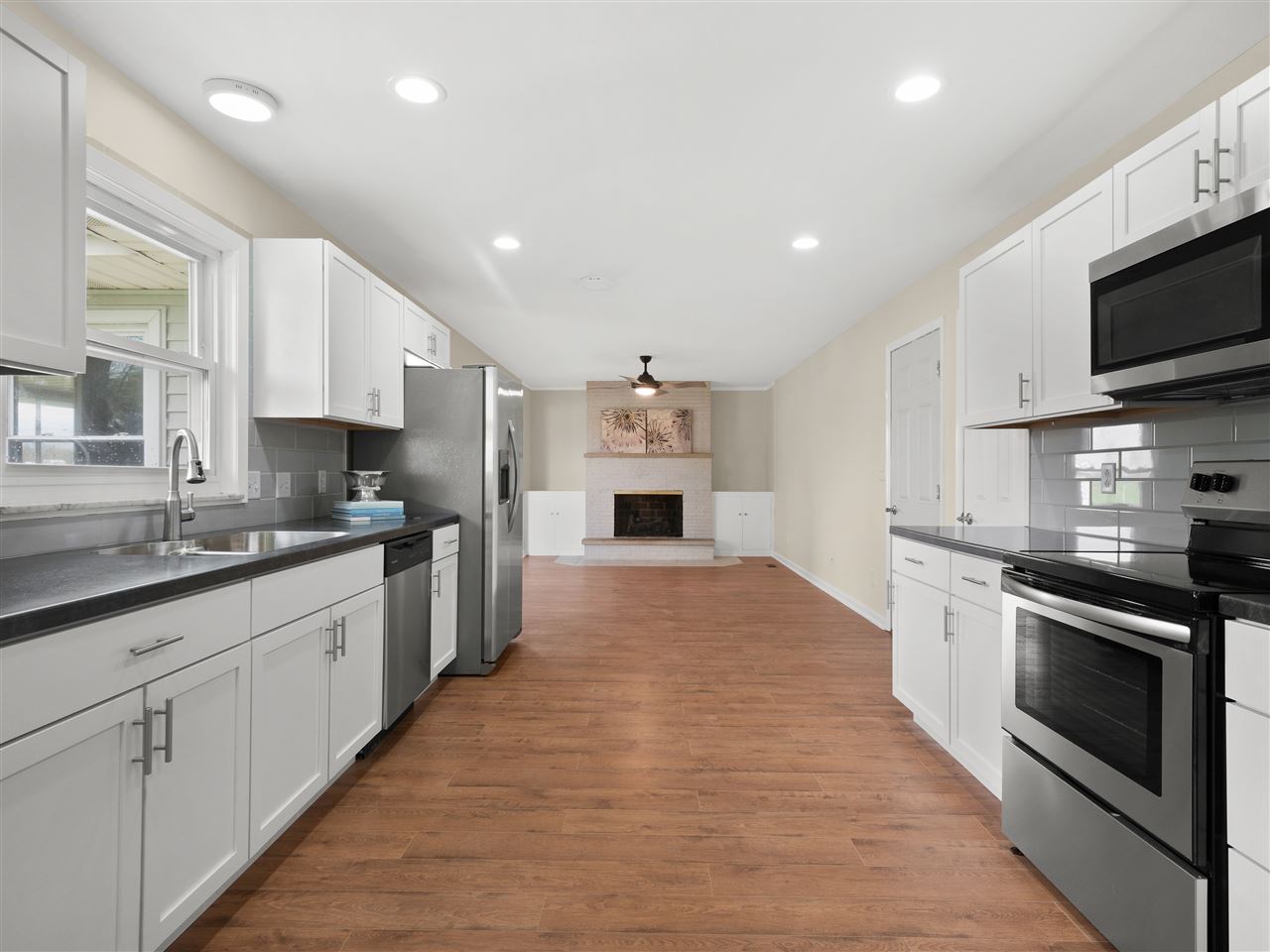 11604 Coverdale Road Fort Wayne, IN 46809 - Photo 11 of 36
