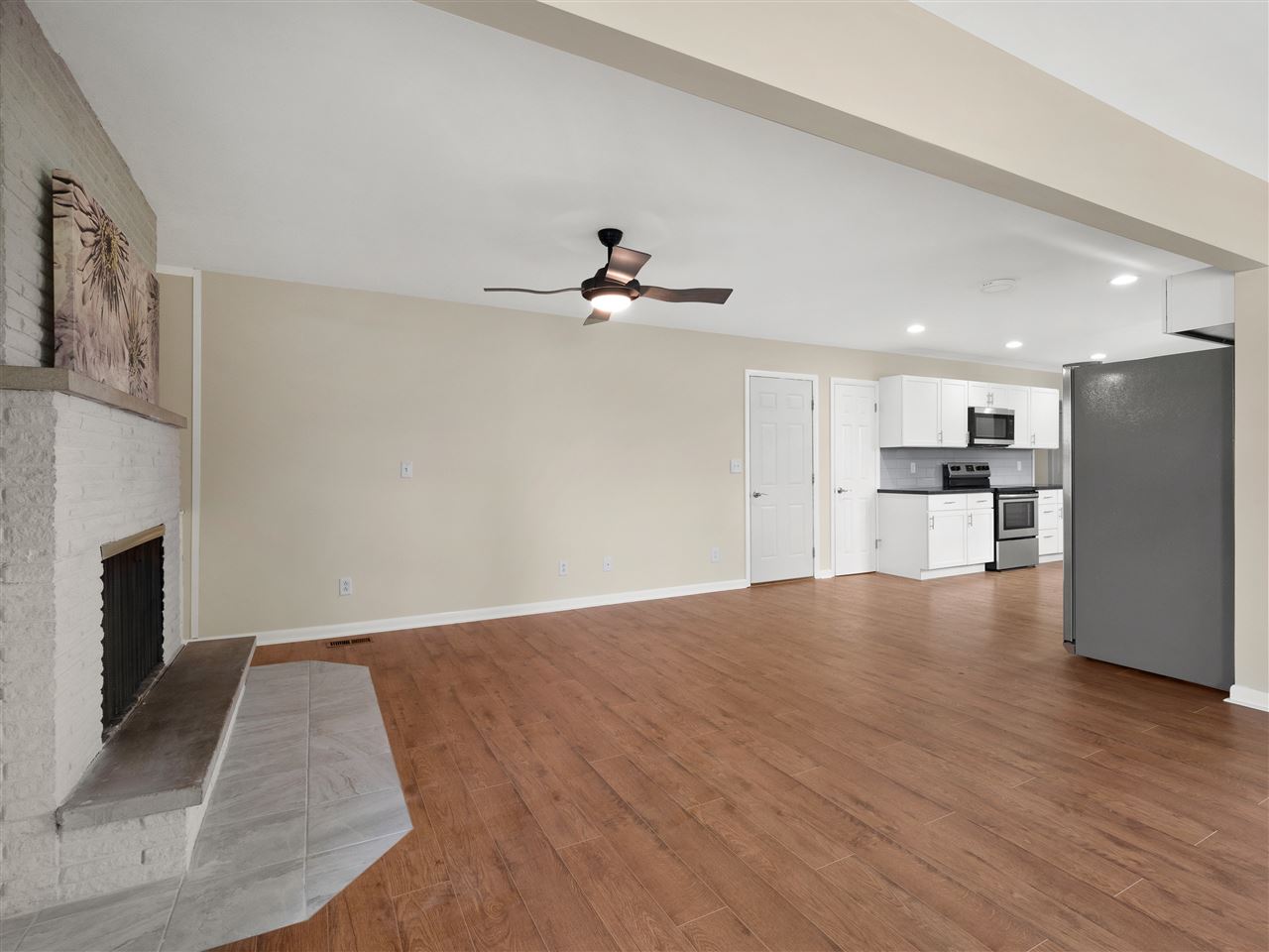 11604 Coverdale Road Fort Wayne, IN 46809 - Photo 13 of 36