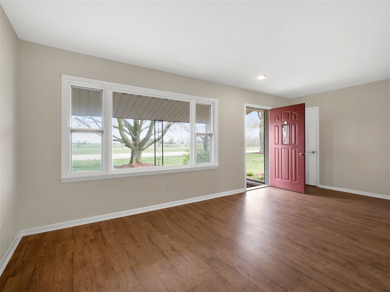 11604 Coverdale Road Fort Wayne, IN 46809 - Photo 3 of 36