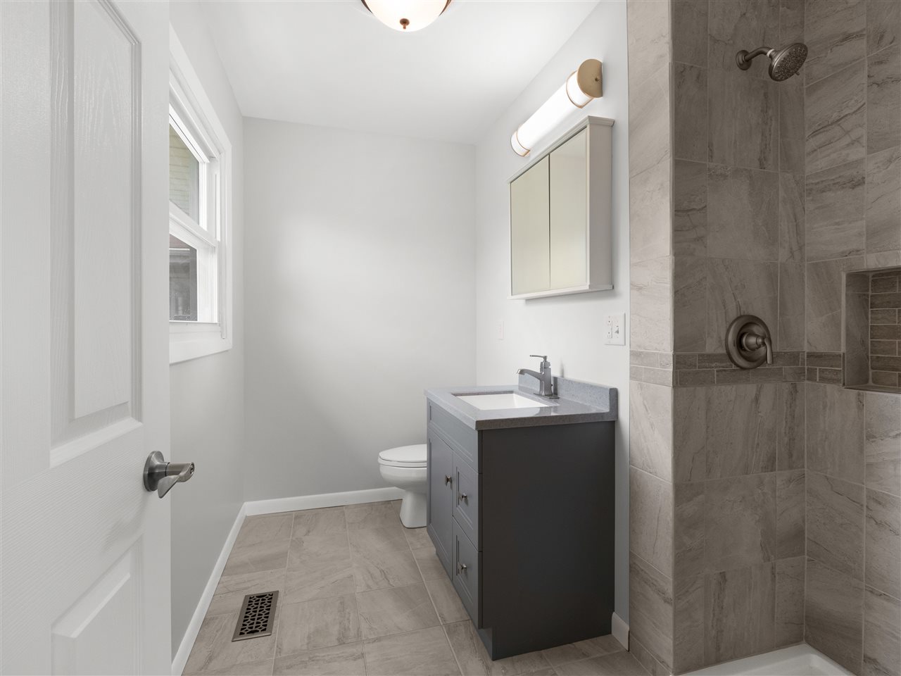 11604 Coverdale Road Fort Wayne, IN 46809 - Photo 23 of 36