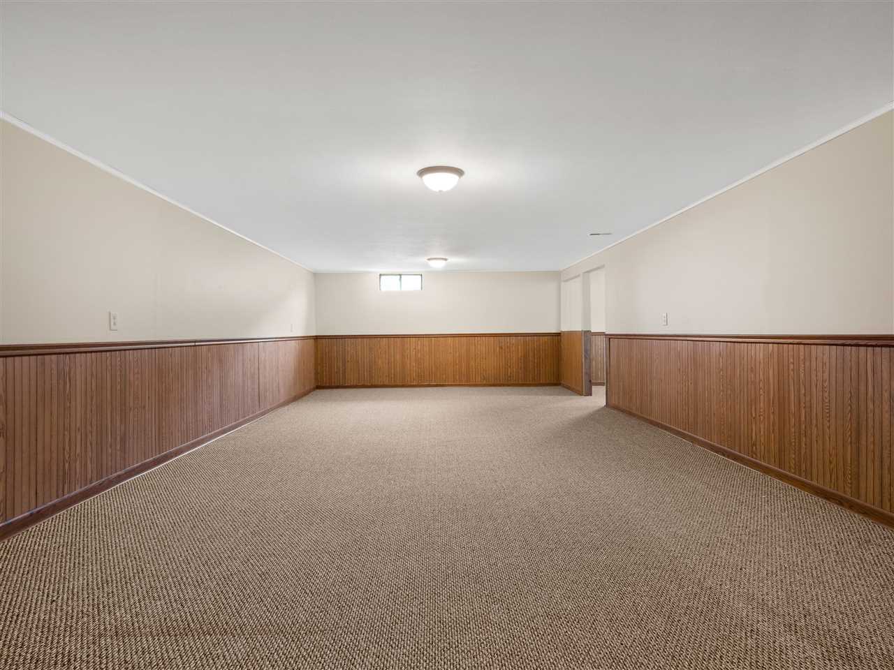 11604 Coverdale Road Fort Wayne, IN 46809 - Photo 31 of 36