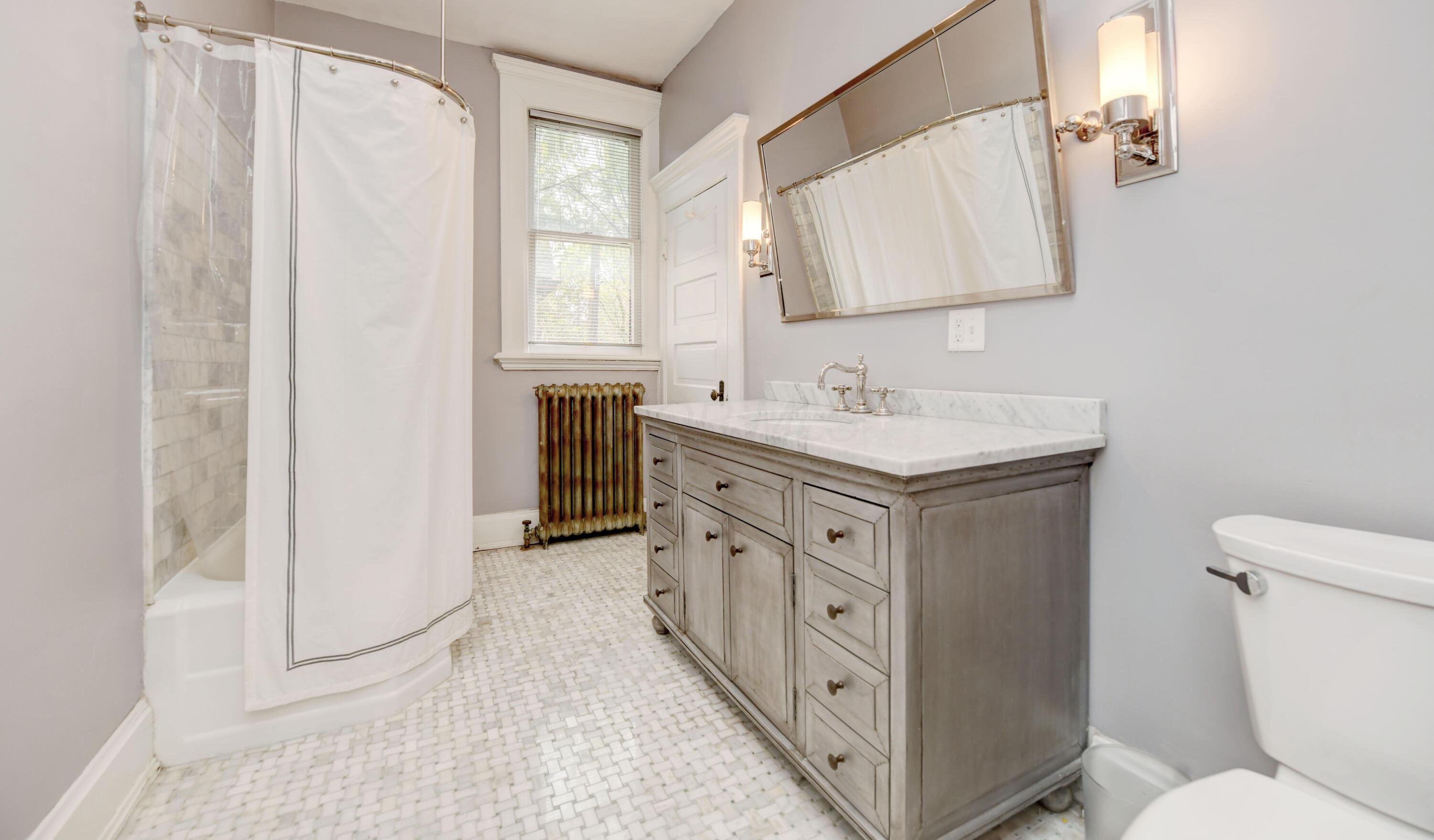 1298 Bryden Road Columbus, OH 43205 - Photo 40 of 72 Third Bath