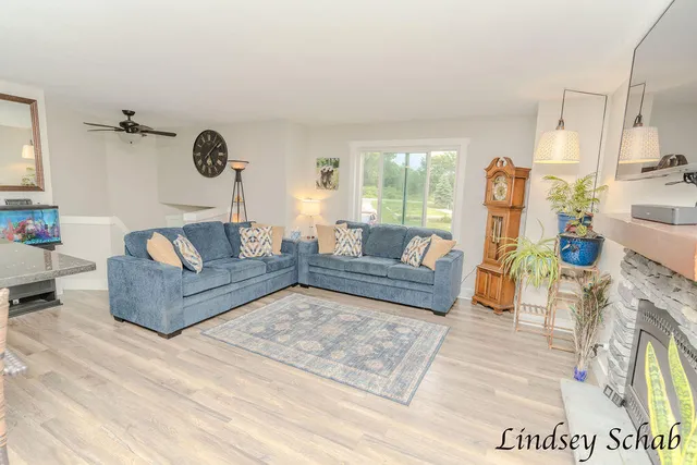 $459,999 | 15333 Cedar Springs Avenue Northeast, Cedar Springs, MI 49319