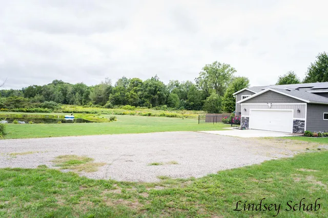 $459,999 | 15333 Cedar Springs Avenue Northeast, Cedar Springs, MI 49319