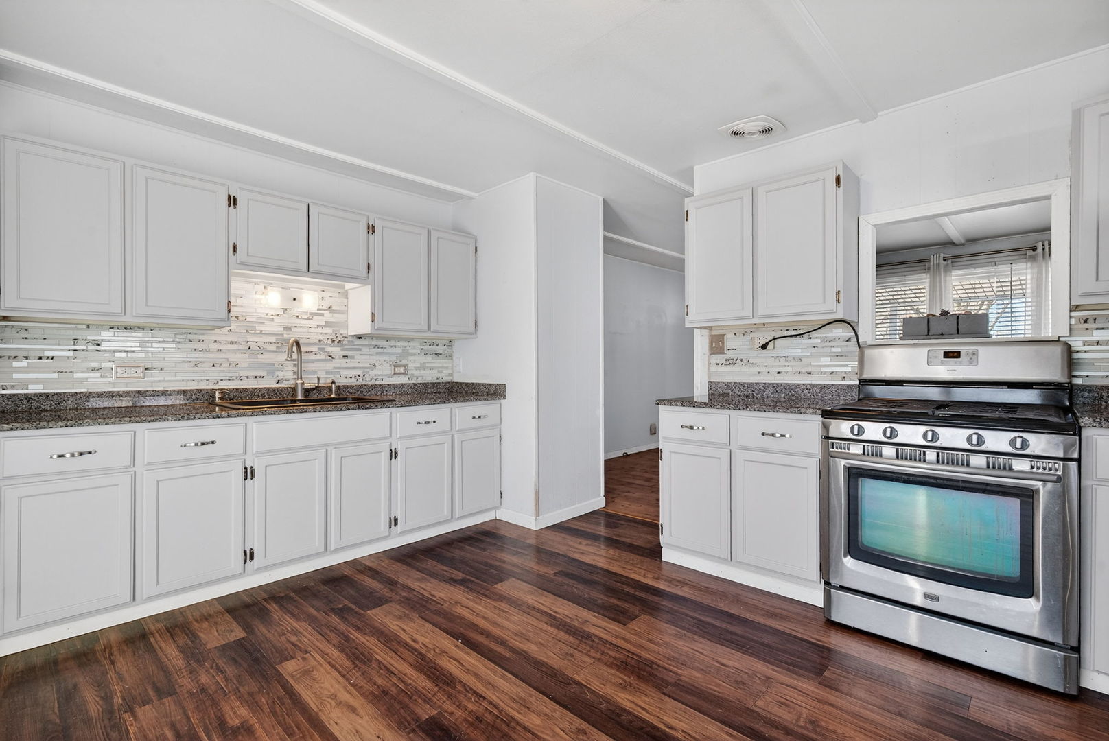 1429 Water Street Morris, IL 60450 - Photo 12 of 30