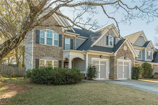 $724,400 | 1006 McLinden Avenue Southeast, Smyrna, GA 30080