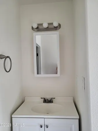 $850 | 912 West 2nd Street, Unit 10, Winslow, AZ 86047