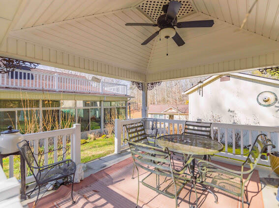 3621 Cabin Creek Road London, KY 40741 - Photo 9 of 67 21316330-6543-4723-9490-98E1ECA745D8