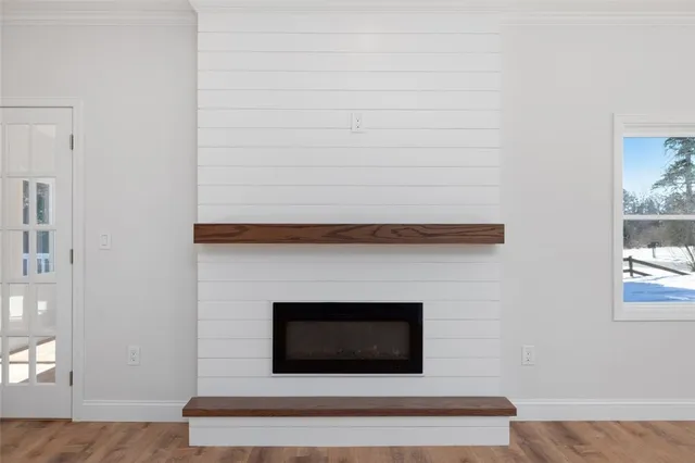 $1,279,900 | 36 Kinnicutt Avenue, Warren, RI 02885