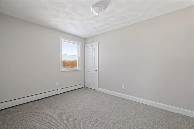 $1,279,900 | 36 Kinnicutt Avenue, Warren, RI 02885