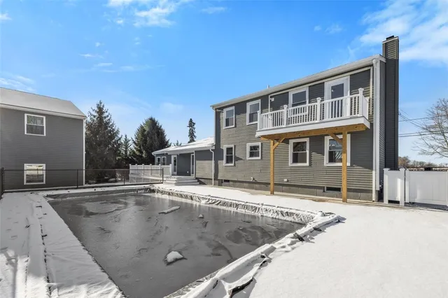 $1,279,900 | 36 Kinnicutt Avenue, Warren, RI 02885