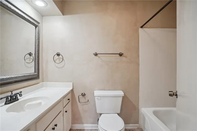 $2,000 | 207 Pineridge Court, Mandeville, LA 70448