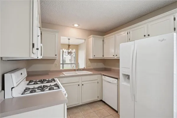 $1,850 | 207 Pineridge Court, Mandeville, LA 70448